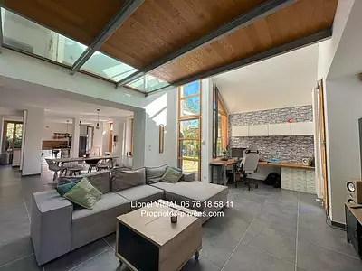 Maison, 170 m²