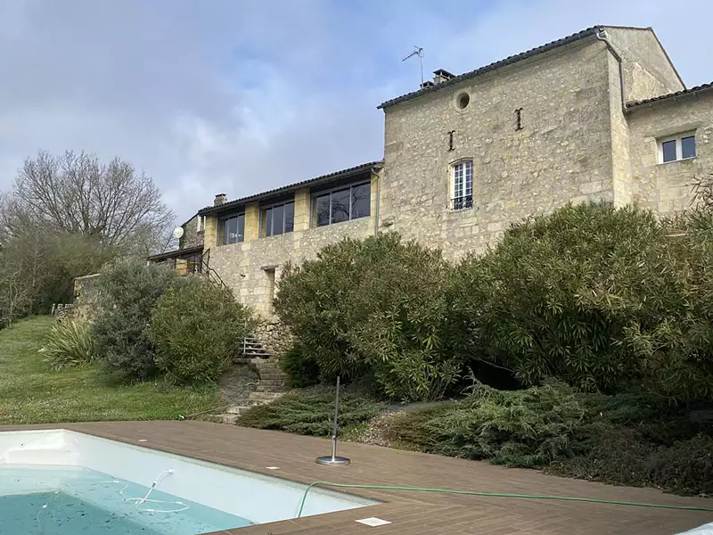 Maison, 230 m²