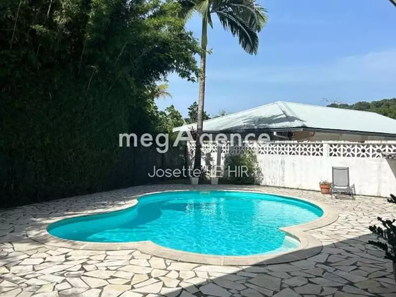 Maison, 174 m²