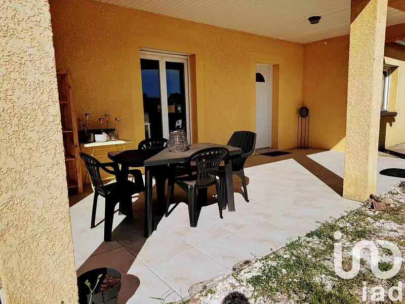 Maison, 99 m²