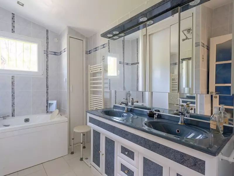 Maison, 130 m²