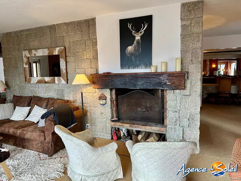 Maison, 307,3 m²