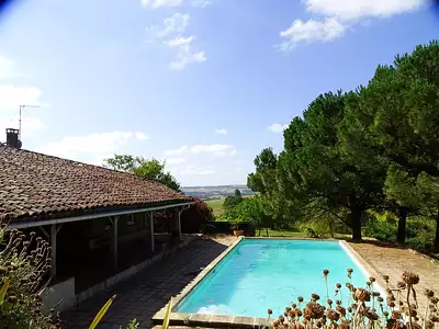 Maison, 240 m²