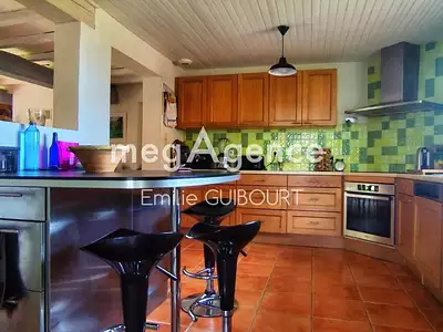Maison, 223 m²