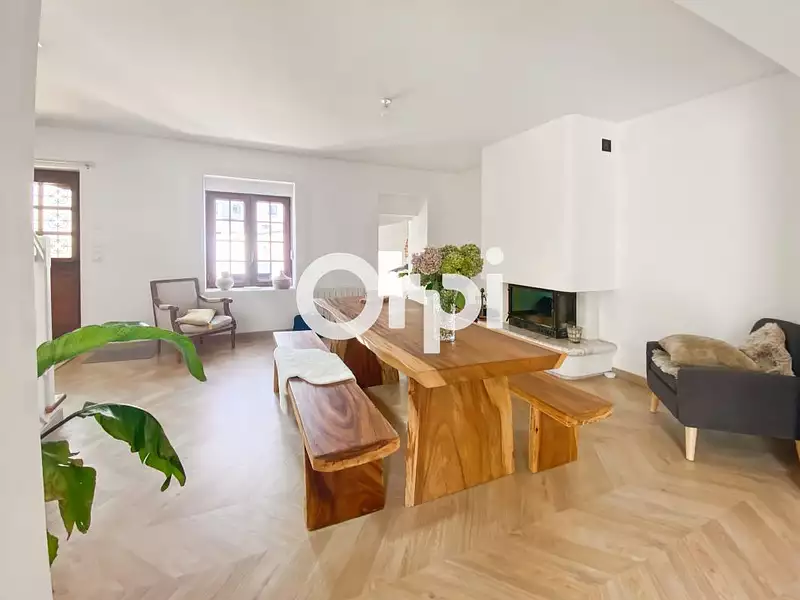 Maison, 148 m²