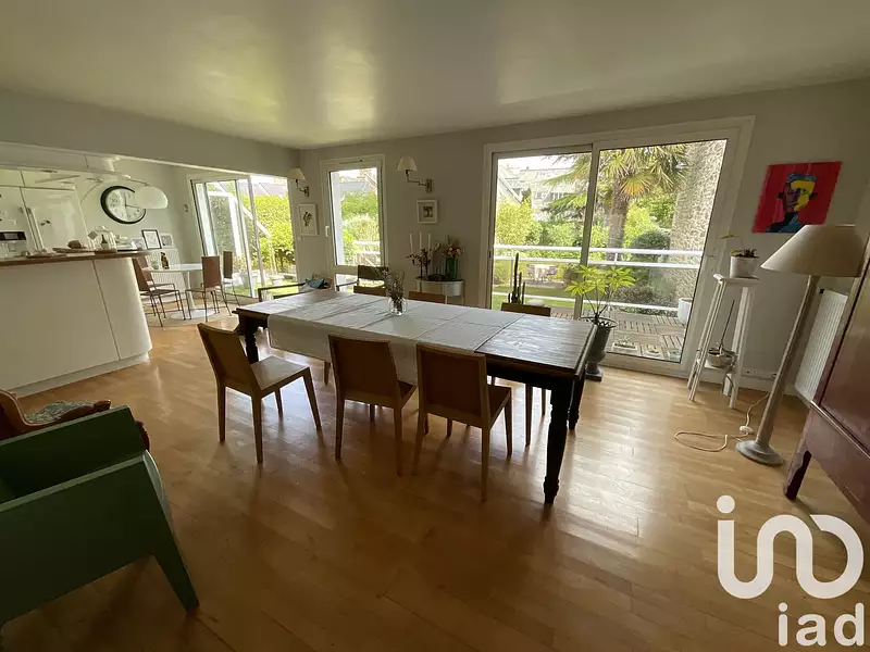 Maison, 208 m²