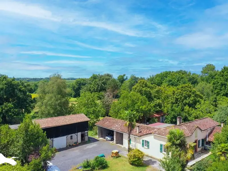 Maison, 180 m²