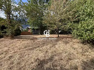 Terrain, 679 m²