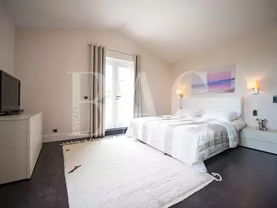 Maison, 650 m²