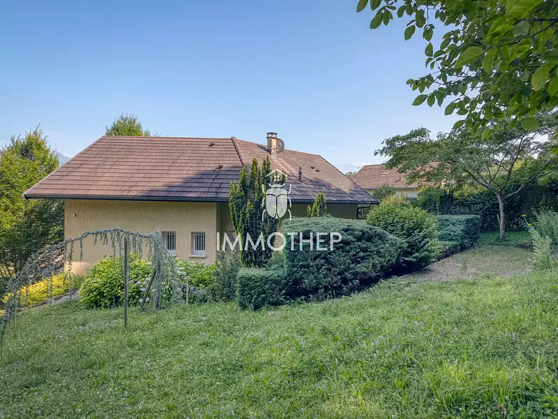 Maison, 146 m²