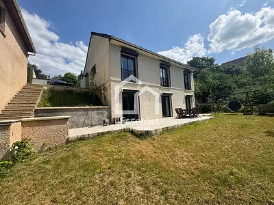 Maison, 169 m²
