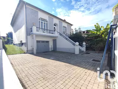 Maison, 217 m²