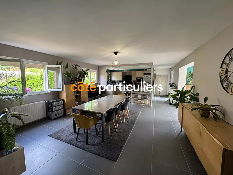 Maison, 153 m²