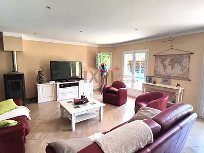 Maison, 243,78 m²
