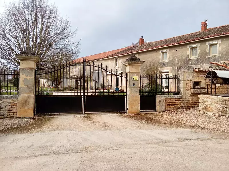 Maison, 253 m²