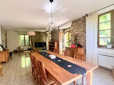 Maison, 320 m²