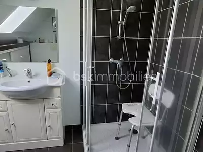 Maison, 220 m²