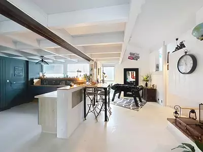 Maison, 247 m²