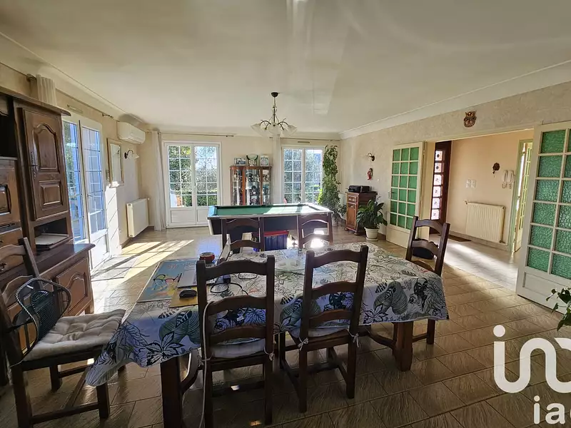 Maison, 205 m²