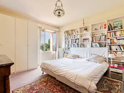 Maison, 240 m²
