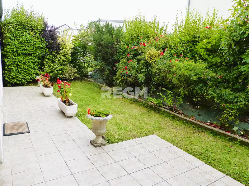 Maison, 77 m²