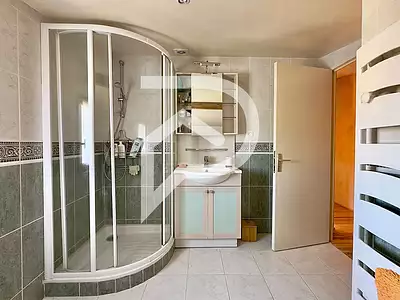 Maison, 225 m²