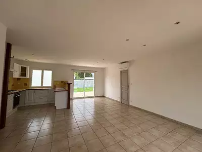Maison, 77 m²