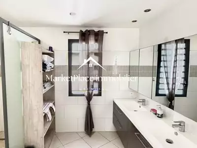 Maison, 105 m²