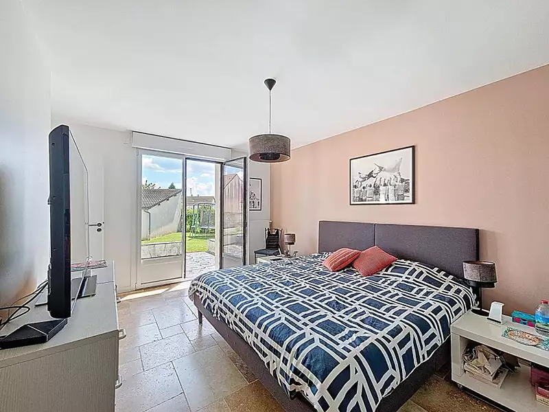 Maison, 260 m²