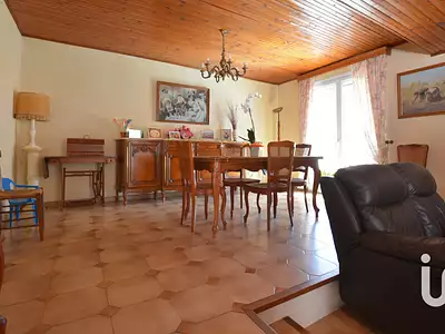 Maison, 168 m²