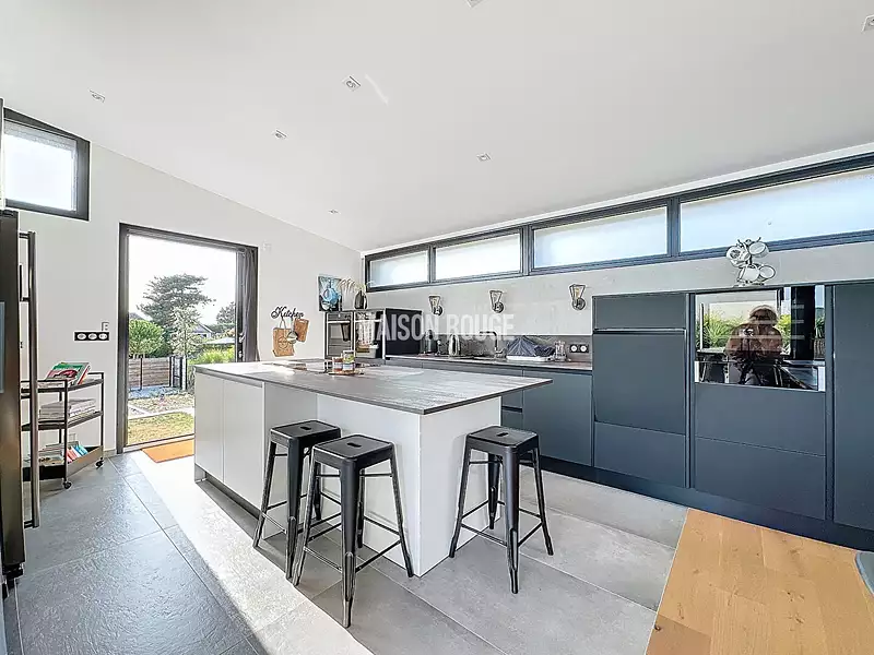 Maison, 277 m²