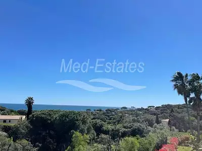 Maison, 275 m²