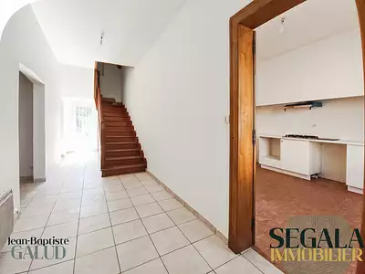 Maison, 210 m²