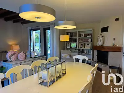 Maison, 167 m²
