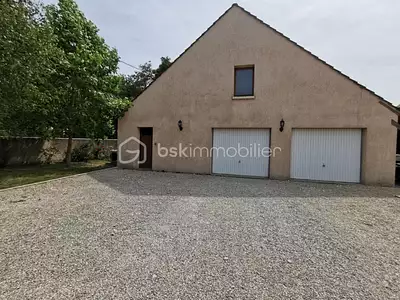 Maison, 215 m²