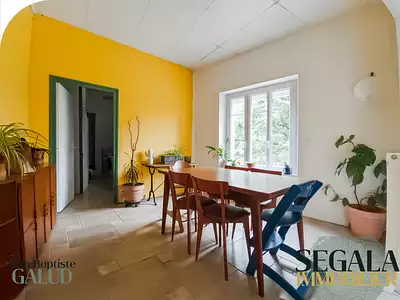 Maison, 230 m²