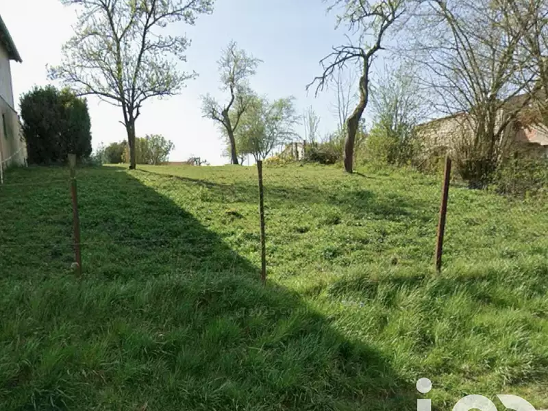 Terrain, 841 m²