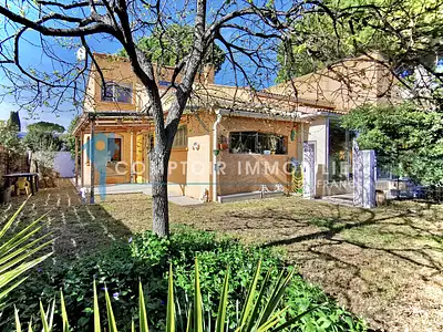 Maison, 137 m²