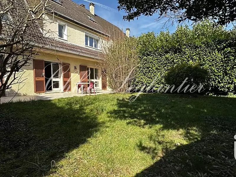 Maison, 140 m²