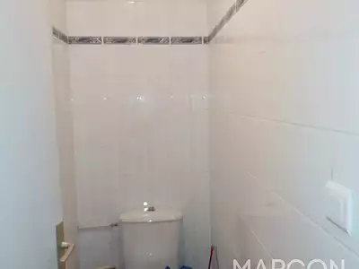 Immeuble, 130 m²