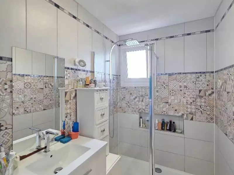 Maison, 145 m²