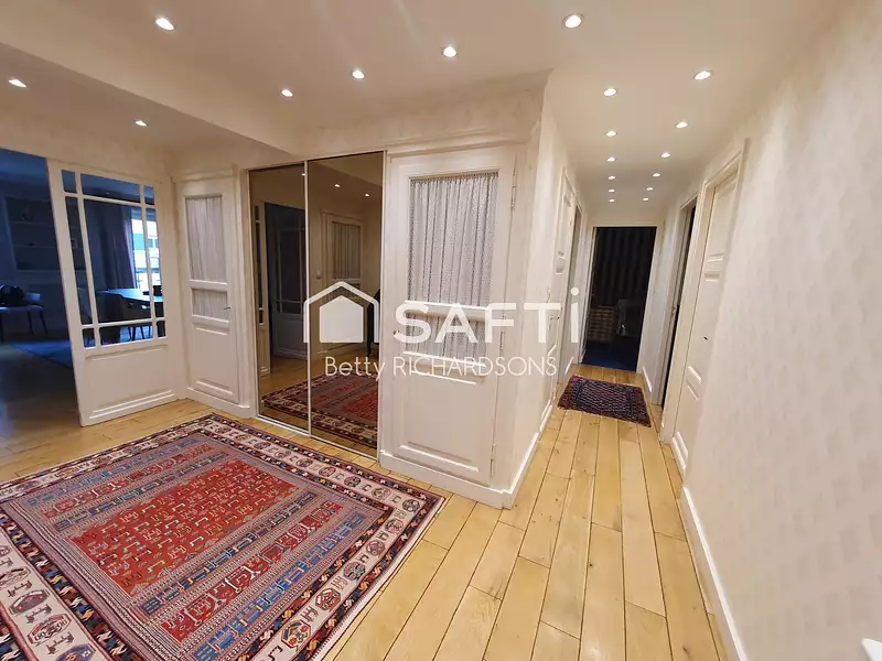 Appartement, 142 m²