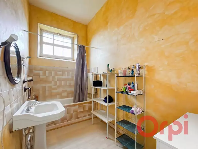 Maison, 253 m²