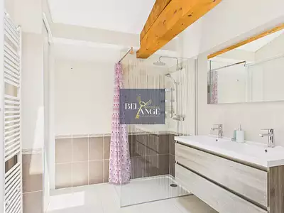 Maison, 267 m²