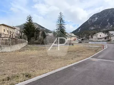 Terrain, 438 m²