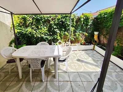 Appartement, 242 m²