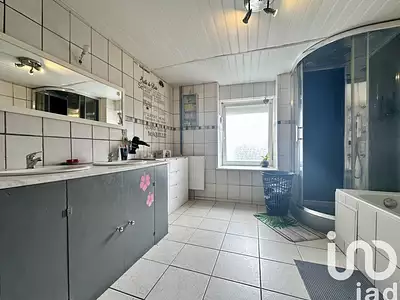 Maison, 192 m²