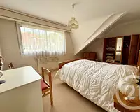 Maison, 215 m²