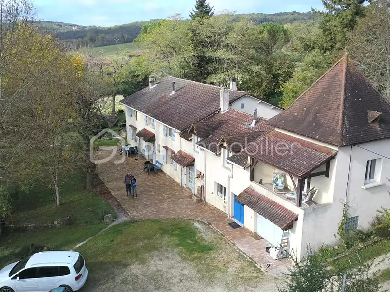 Maison, 323 m²