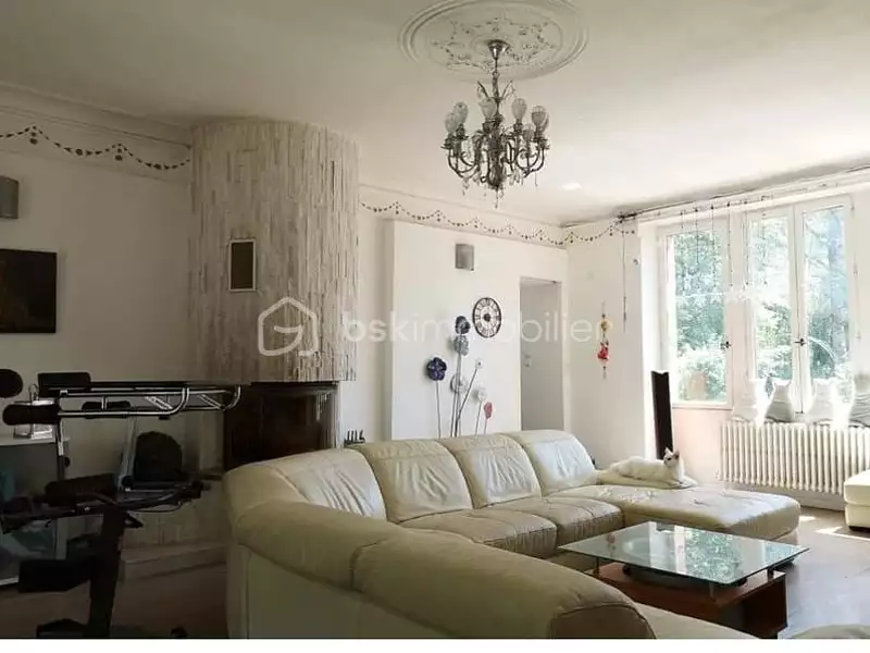 Maison, 326 m²